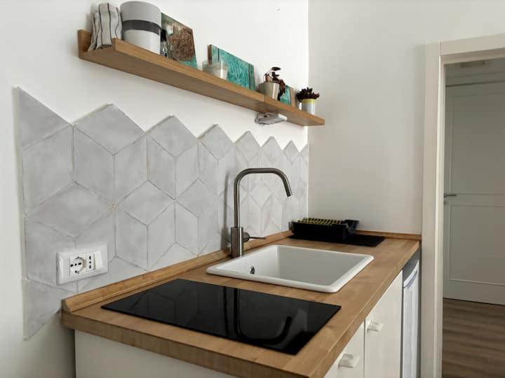 Route 64 Monopoli - East - Historic Center Apartment Bagian luar foto